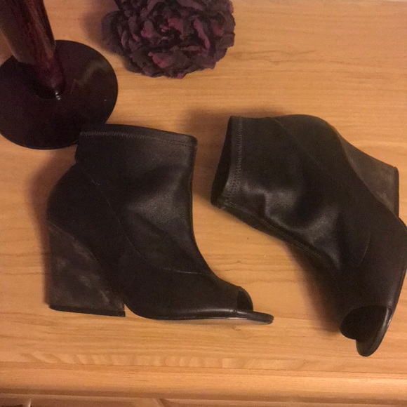 dee keller Shoes - Dee Keller booties